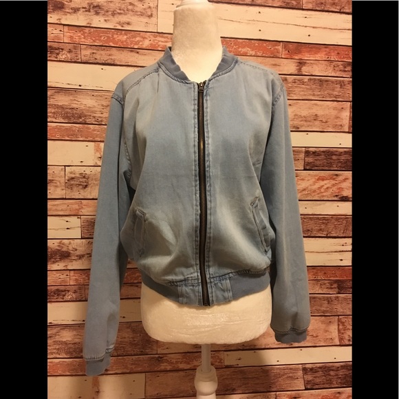 Jackets & Blazers - Bomber jacket in light denim